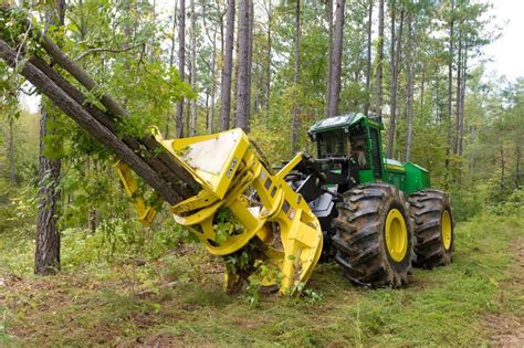 John Deere Feller Buncher | Diggin' It with DEERE | Logging equipment ...