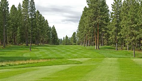 Widgi Creek, Bend, Oregon - Golf course information and reviews.