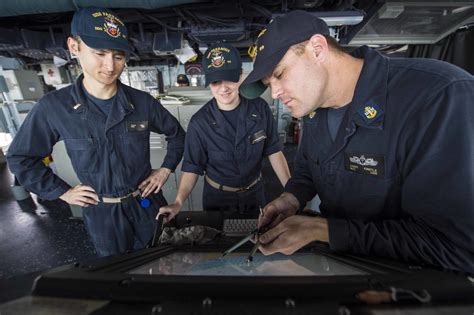 DVIDS - Images - USS Farragut daily operations [Image 15 of 18]