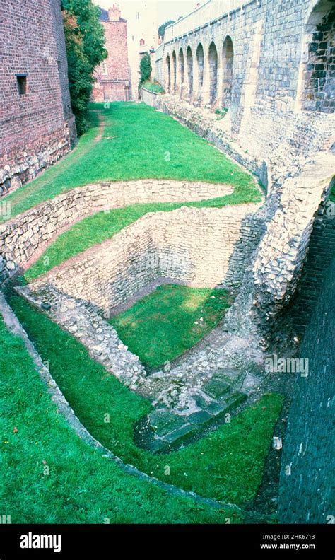 Remains of a Roman fort and the settlement Eboracum in York, base for ...