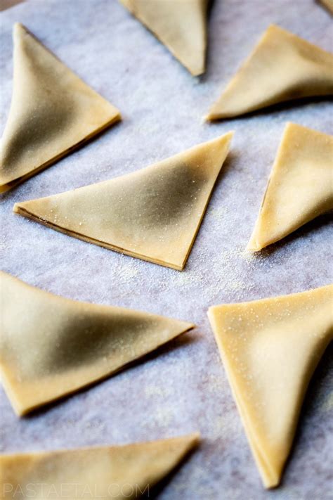 Bitter Greens Pansotti with Walnut Sauce | Pansotti di Verdi Amari con ...