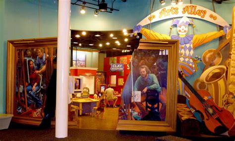 Fun & Educational in Chattanooga, TN: Creative Discovery Children’s Museum