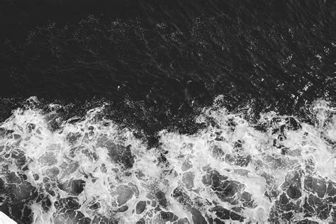 Black And White Water Pictures | Download Free Images on Unsplash