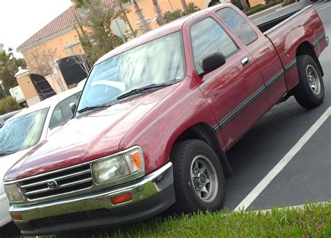 1998 Toyota T100 Base - Regular Cab Pickup 2.7L Manual