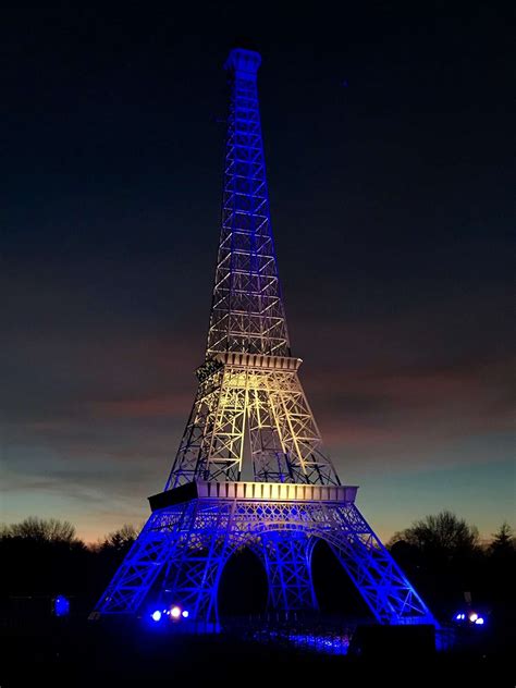 The Small Town of Paris, Tennessee, Is Home to a 70-Foot Replica of the ...