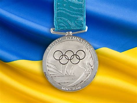 Ukrainian Olympian Sells 2000 Silver Medal, Raising $15K for War Effort