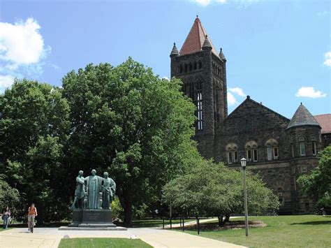 University of Illinois Urbana-Champaign Photo Tour