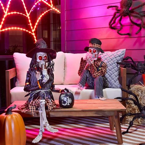 Haunted Living 2.82-ft Tabletop Musical Lighted Skeleton Animatronic in ...