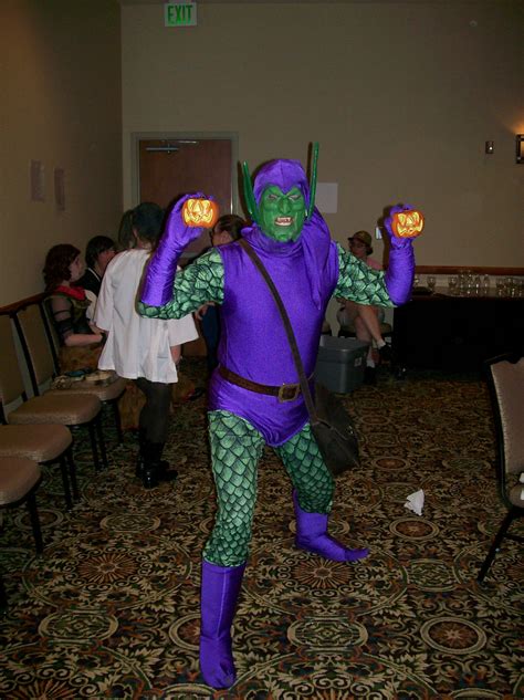 The Green Goblin | Green goblin costume, Halloween costumes friends ...