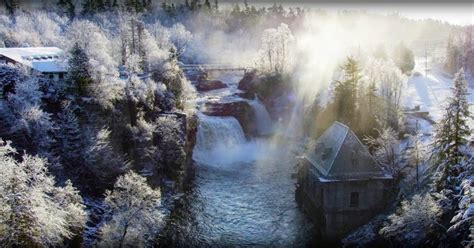 8 Spectacular Adirondack Winter Attractions