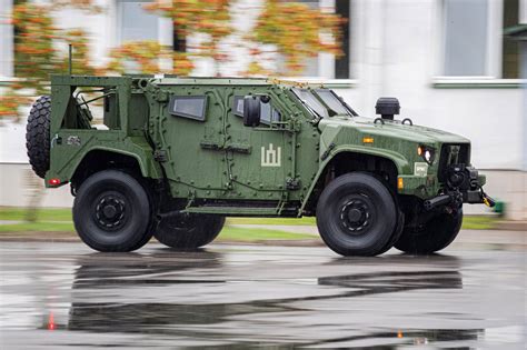 Lithuania receives 200 JLTV armored vehicles