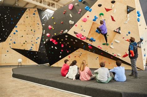 Interior Design Trends in Climbing Gyms: Walltopia's Top Picks