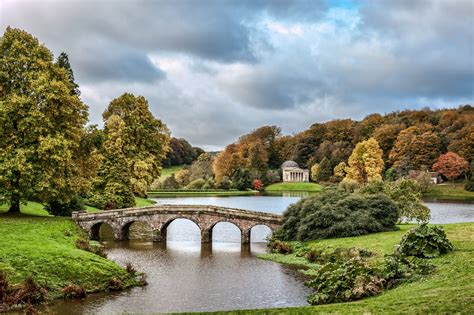 stourhead, Wiltshire, England, Stourhead, Lake, Autumn, Landscape ...