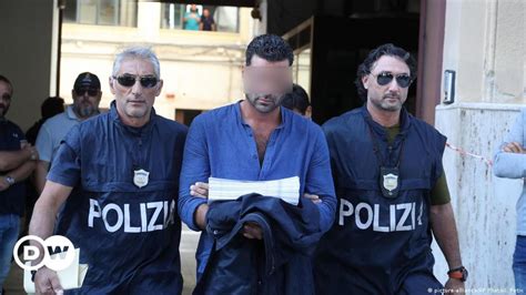 Italy: Raids on Mafia family linked to US mob – DW – 07/17/2019