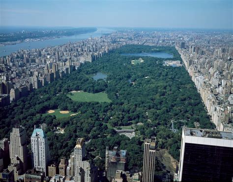 Aerial view of New York City, in which Central Park dominates - digital ...