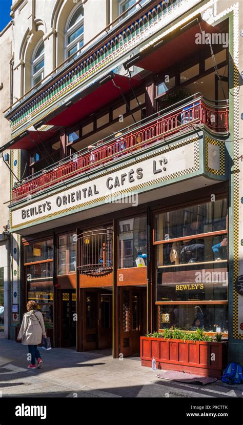 Bewleys cafe on Grafton Street, Dublin, Ireland, Europe Stock Photo - Alamy