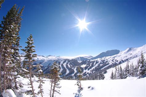 Loveland Ski Area, CO Announces Updated Covid-19 Guidelines | No Indoor ...