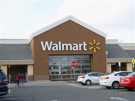 Walmart has reportedly cut 200 jobs from its Bentonville, Arkansas ...