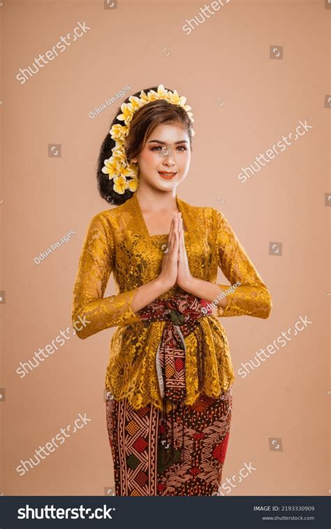 Traditional Indonesian Clothing