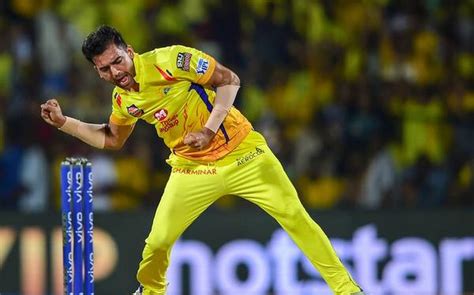 Top 5 Best Bowling Performances of Deepak Chahar in IPL