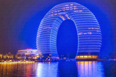 12 Amazing Buildings Of The World | Amazing buildings, Unusual hotels ...