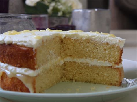 Lemon Curd Sponge Cake – lovinghomemade