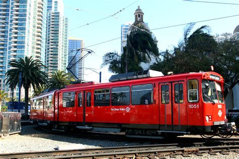 Trolley San Diego Ca Usa, Light Rail, Busse, American Cities ...