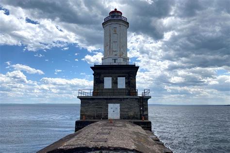 10 Uber Charming Lighthouses to Be Given Away Free or Sold Cheap—And ...