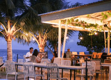 Siargao Nightlife: The 9 Best Bars And Party Schedule 2023