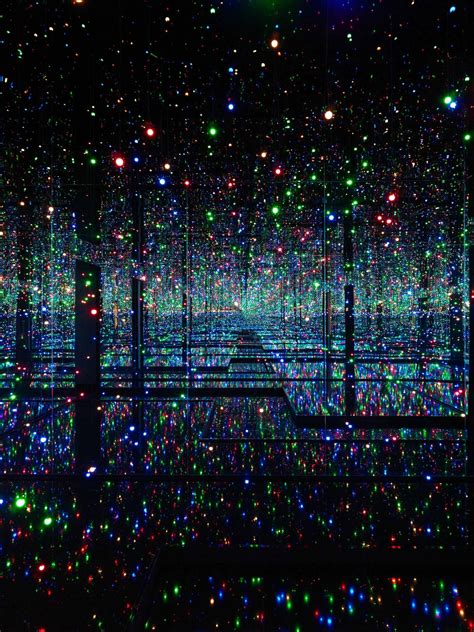 Yayoi Kusama: Infinity Mirror Rooms - Art Plugged