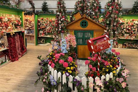 Garsons Awarded Best Christmas Garden Centre In The UK - Garsons