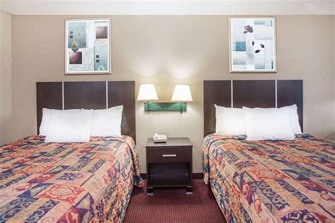 DAYS INN BY WYNDHAM ROCKINGHAM - Motel Reviews (NC)