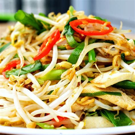 bean sprouts stir-fry (5) square - Taste Of Asian Food