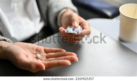 4,906 Motion Sickness Stock Photos, Images & Photography | Shutterstock