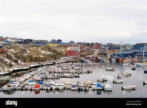 Huge Icebergs on Arctic Ocean Stock Photo - Alamy