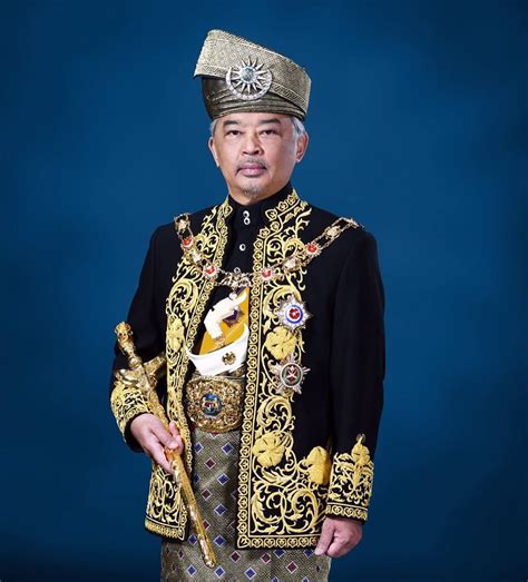 Gambar Potret Rasmi Yang Di-Pertuan Agong XVI dan Raja Permaisuri Agong ...