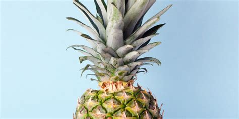 How Many Calories In A Whole Pineapple? - PaperJaper