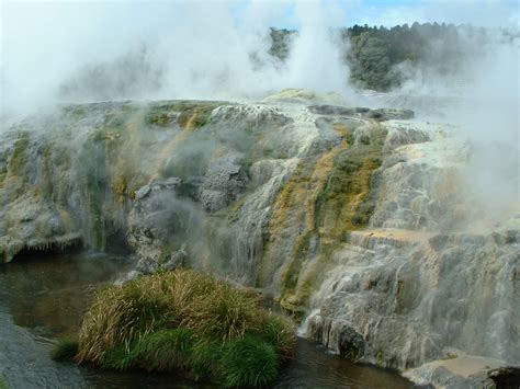 Visit Rotorua, Most Famous Geothermal Wonderland - YourAmazingPlaces.com