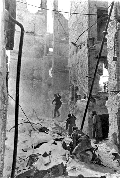 History in Photos: Stalingrad, 1943