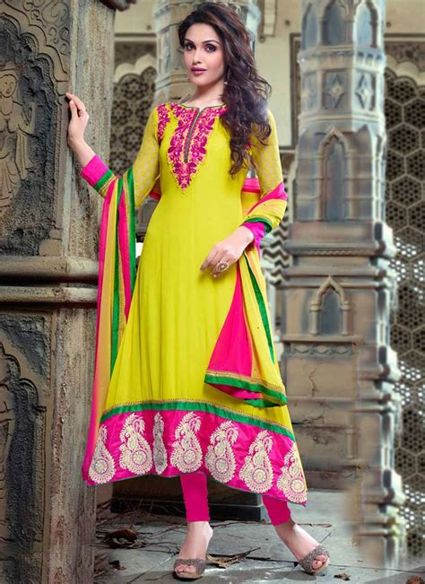 Indian ethnic wear dresses for women Archives - StylesGap.com