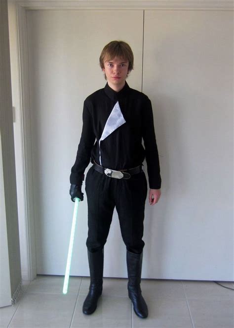 Luke Skywalker from RETURN OF THE JEDI. | Luke skywalker costume, Jedi ...