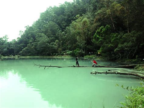 Telaga Warna is the Most Beautiful Place to Discover the Wonders of ...