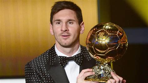 Messi wins Ballon d'Or for fourth time - Eurosport