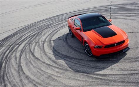 Thread of the Day: How Does the Mustang Boss 302 Stack up Against the ...