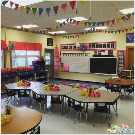 My Classroom - Mrs. B's First Grade