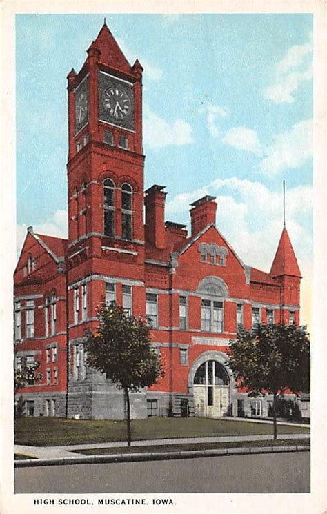 High School Muscatine, Iowa Postcard | OldPostcards.com