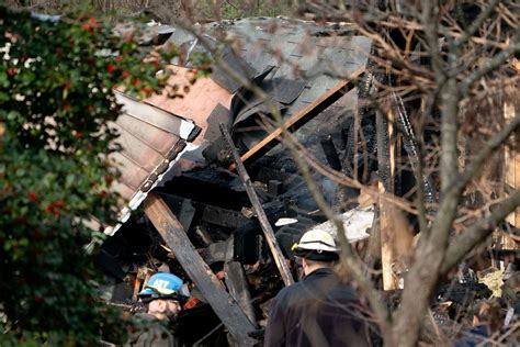 Man at center of standoff before Arlington house explosion presumed ...