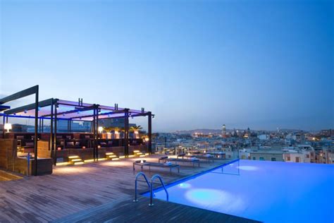 8 Best Hotel Rooftop Bars Around the World - AllTheRooms - The Vacation ...