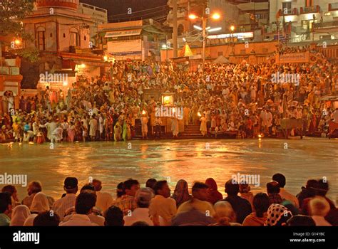 Ganga Aarti on the banks of holy river Ganges, Haridwar, Uttarakhand ...