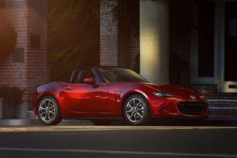 2021 Mazda MX-5: Price in the Philippines, Promos, Specs & Reviews ...